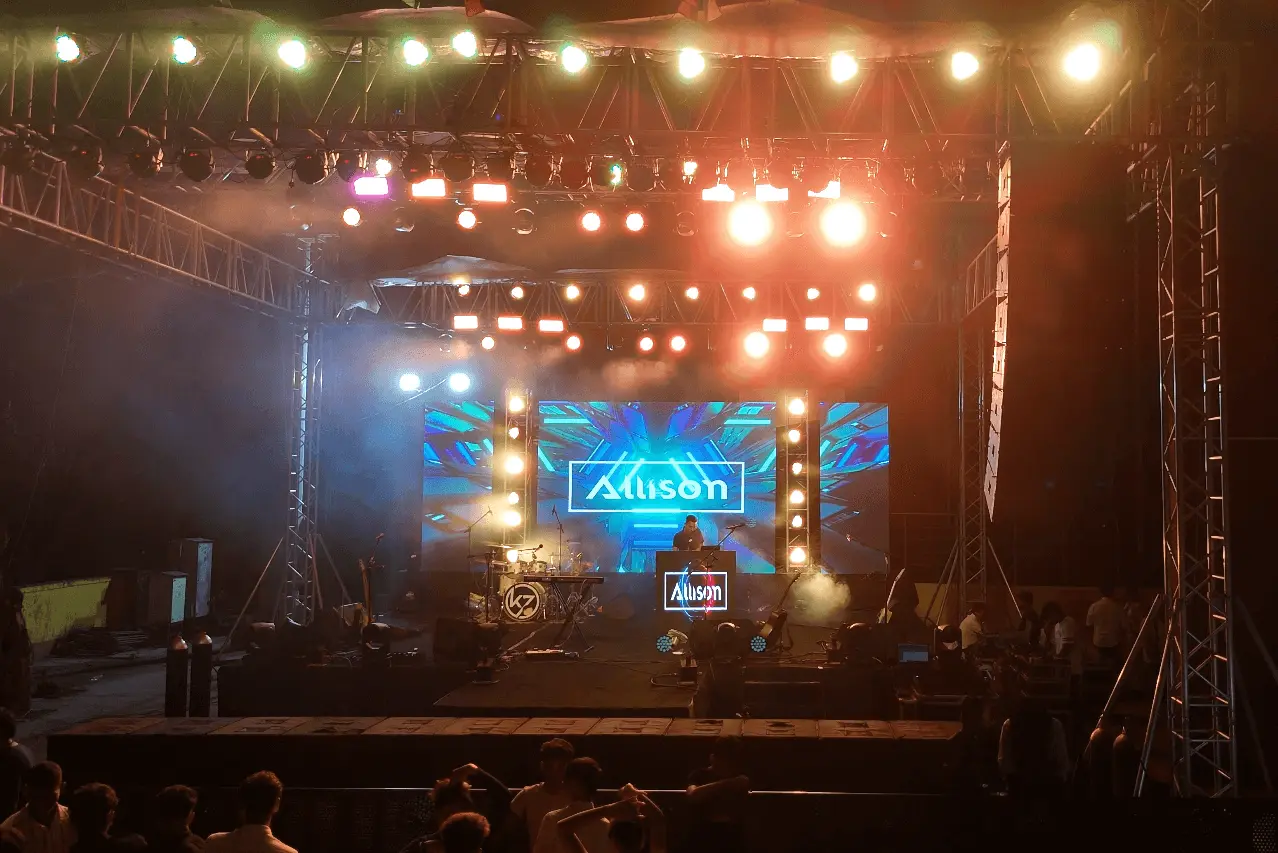 Visual Masterpieces.